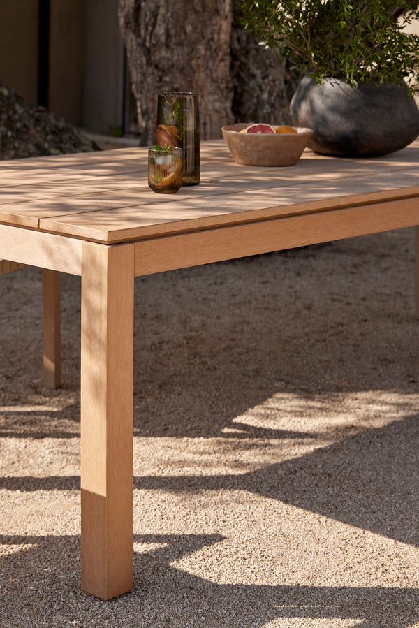 Point Kubik Rectangular Dining Table