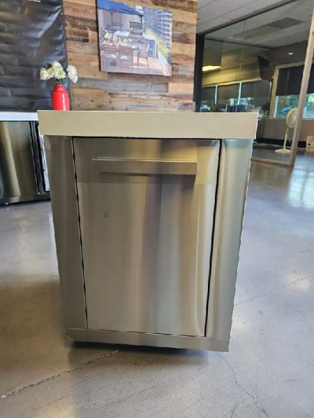 Mont Alpi Outdoor Rated Stainless Steel Cabinet Module