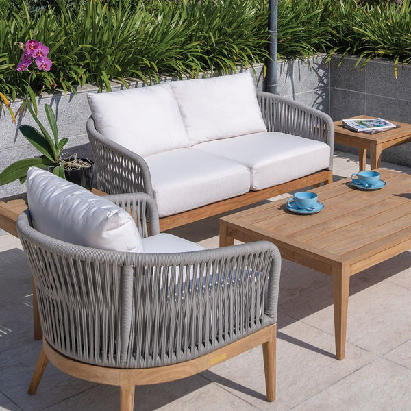 Kingsley Bate Lucia Settee