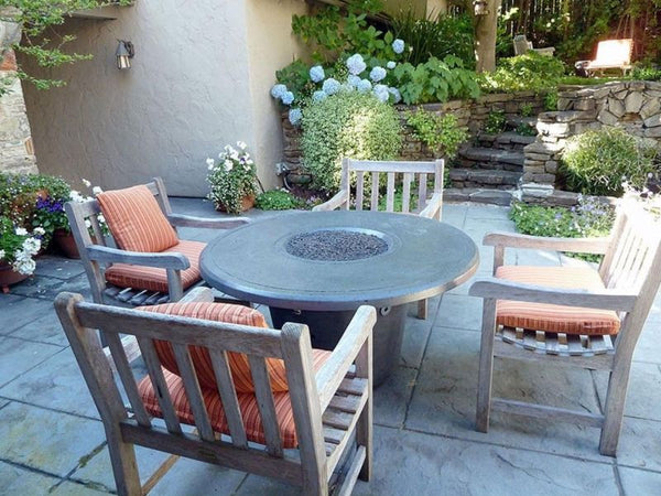American Fyre Designs Cosmopolitan Round Fire Table