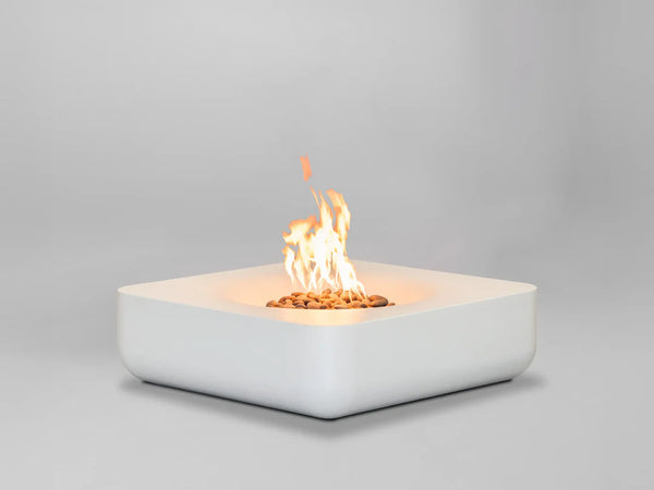 Lumacast Raio soft- Square white fire pit with flames on a light gray background