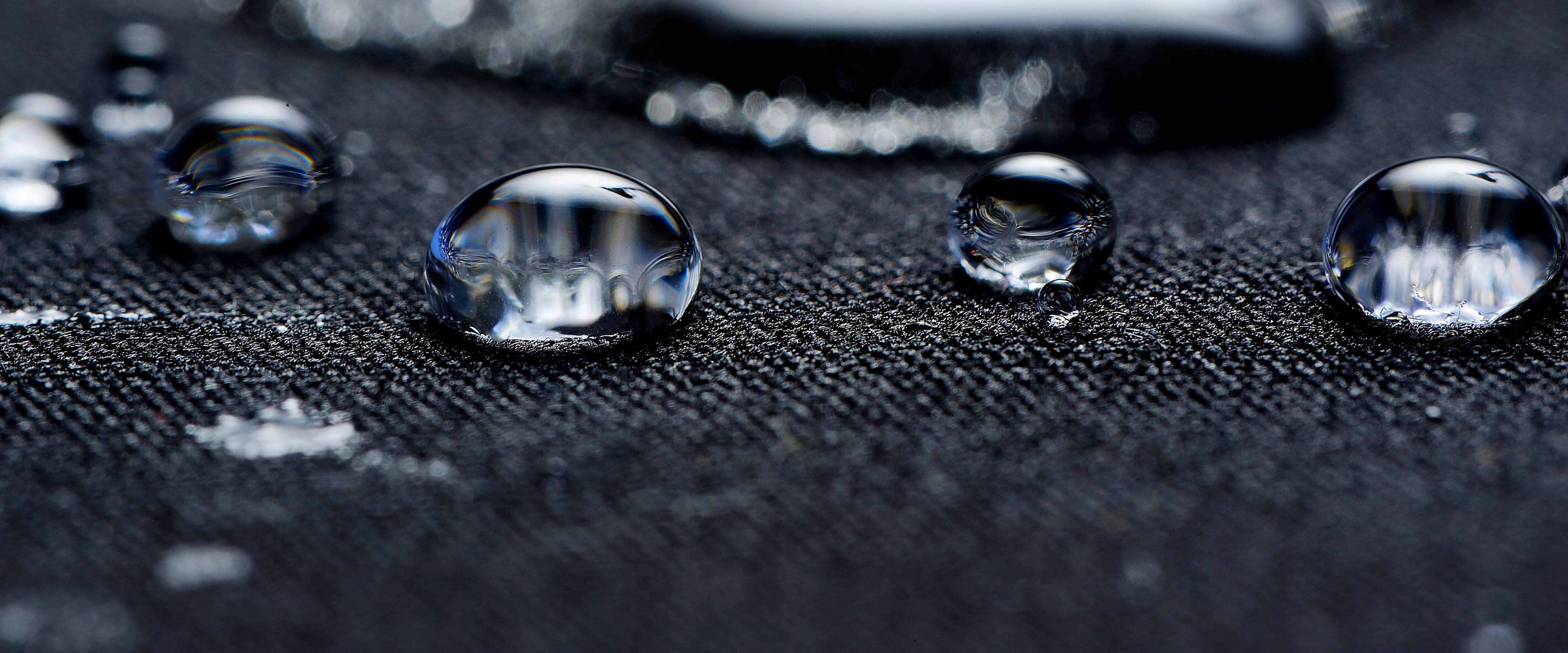 Water repellent fabric magnified