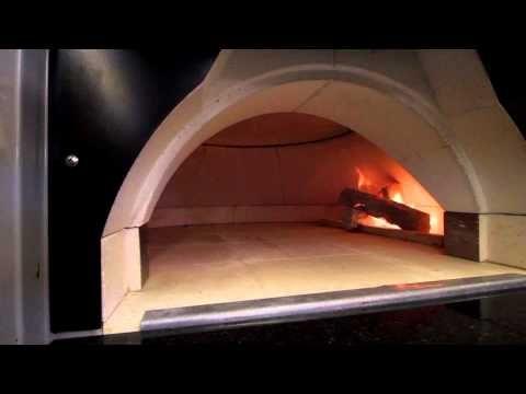 Earthstone Model 60 Gas Fired Freestanding Pizza Oven